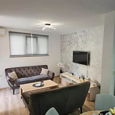 A&d Apartment *
