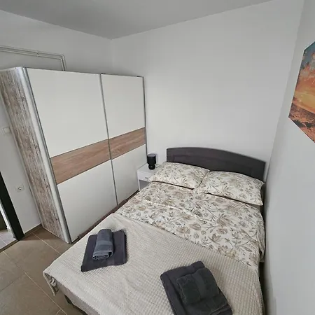 Apartment A&d *